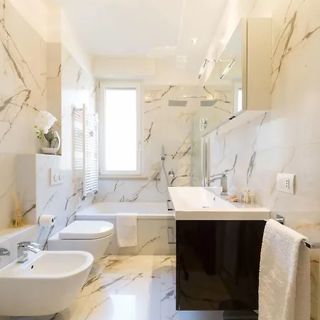 Design & Luxury דירה